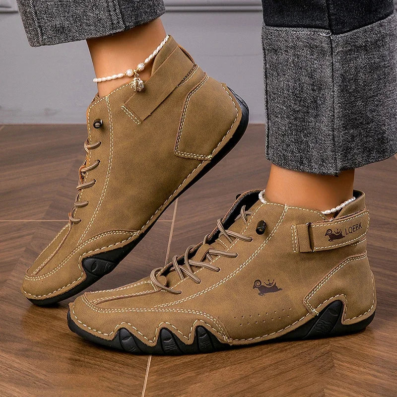 Sneakers for Men Spring New Designer Fashion Loafers Soft Sole Outdoor Sneakers Short Boots Luxury Men's Shoes Tenis Masculino